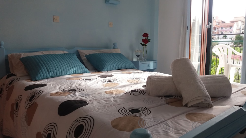 Maria's Apartments