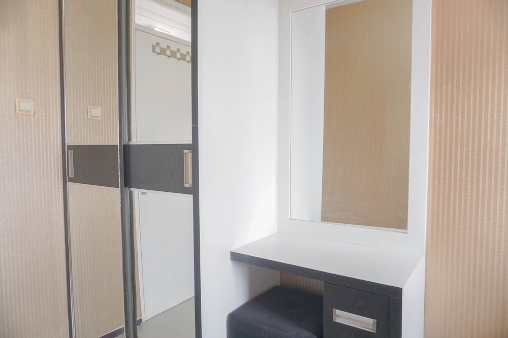 Cozy Living And Relaxing 2Br At Bogor Valley Apartment