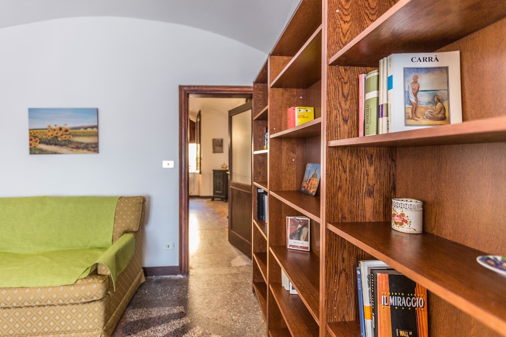 San Mamolo Retreats