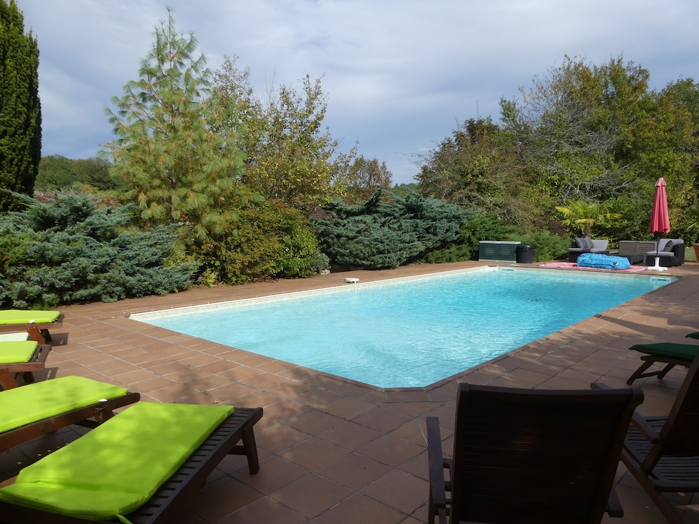 Le Noyer Residence - Property Image 40