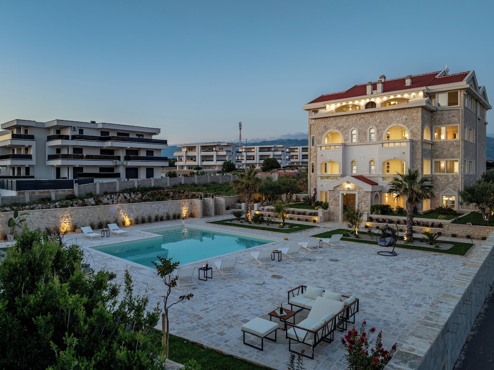 Chateau Dabo