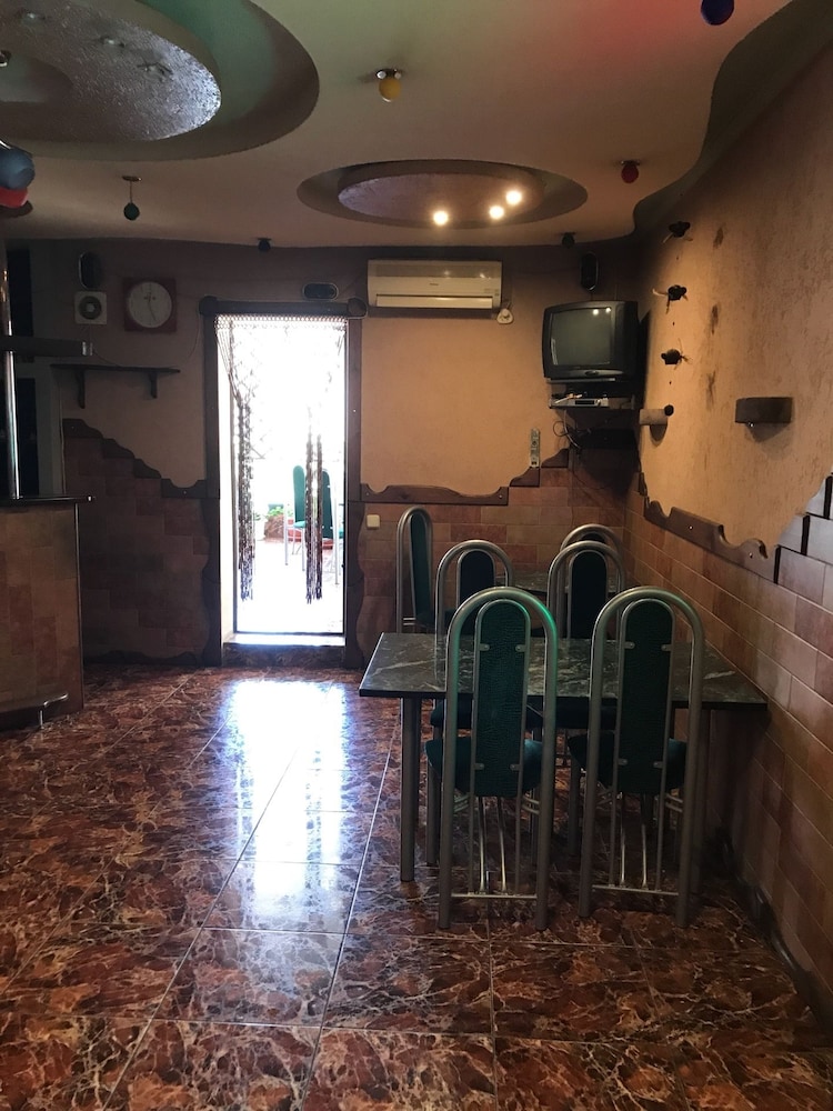 Elena Guest House