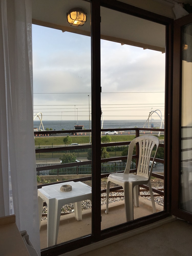 Galley Hotel