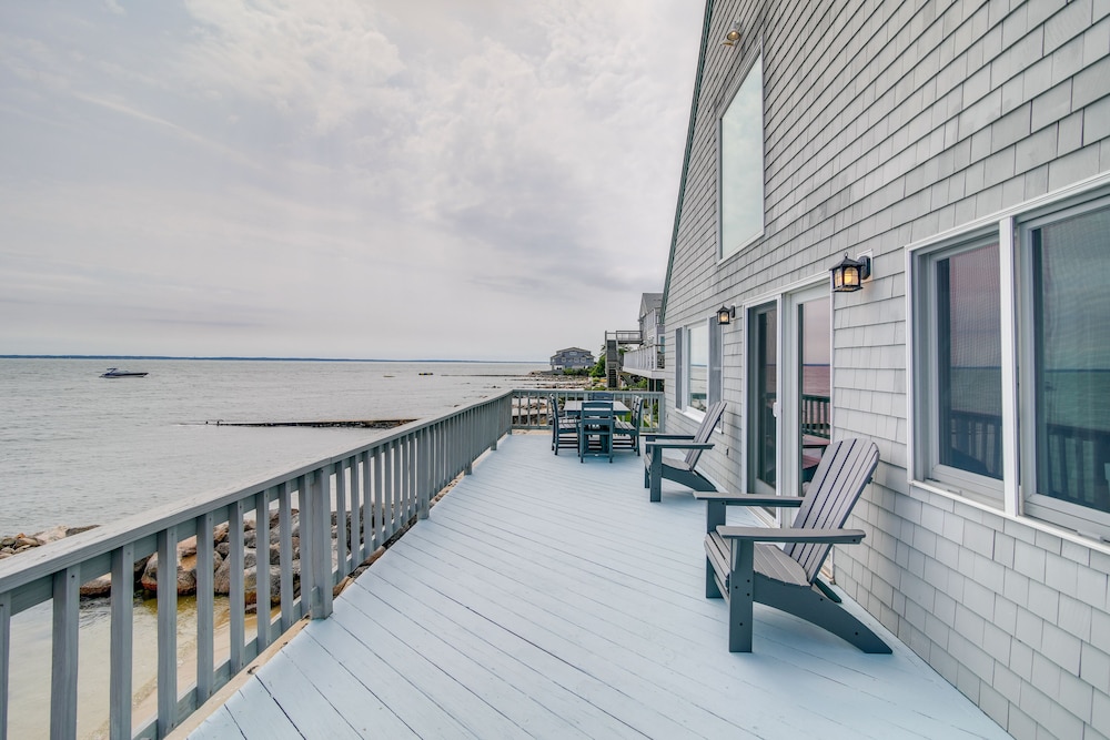 Serene Mattapoisett Home w/ Private Beach Access!