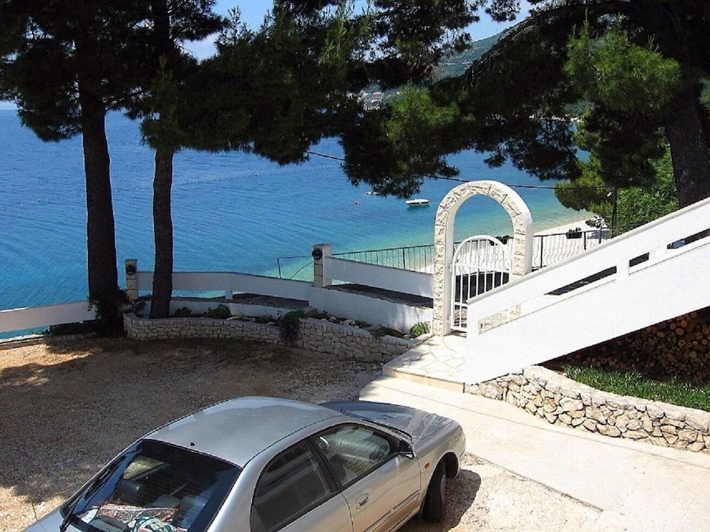 Anki - 15 m From sea - A4 East