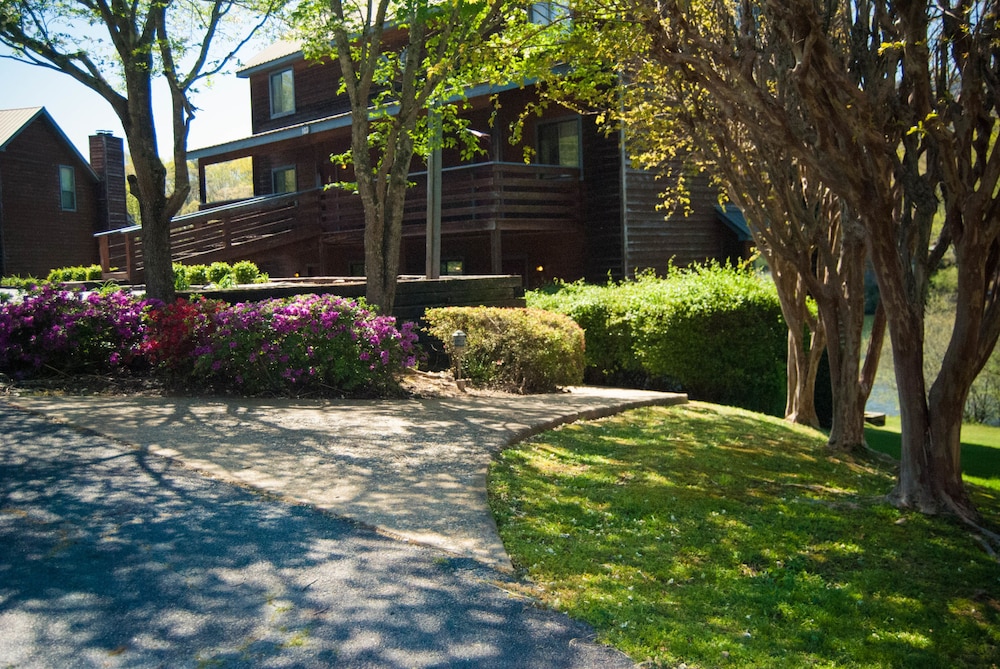 Country Hideaway at Mountain Lakes