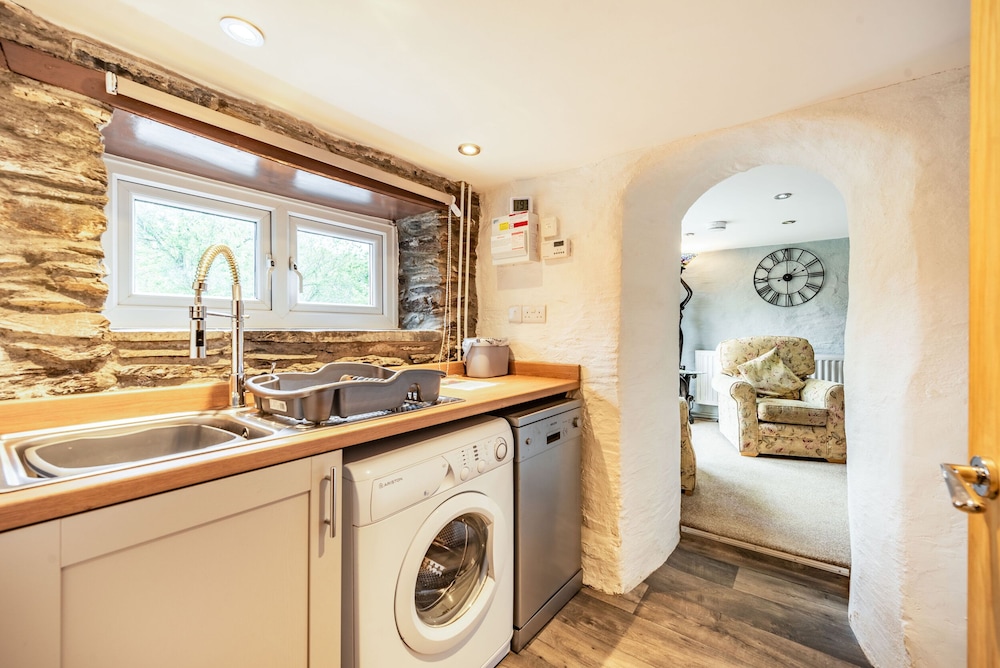 Pendre Cottage