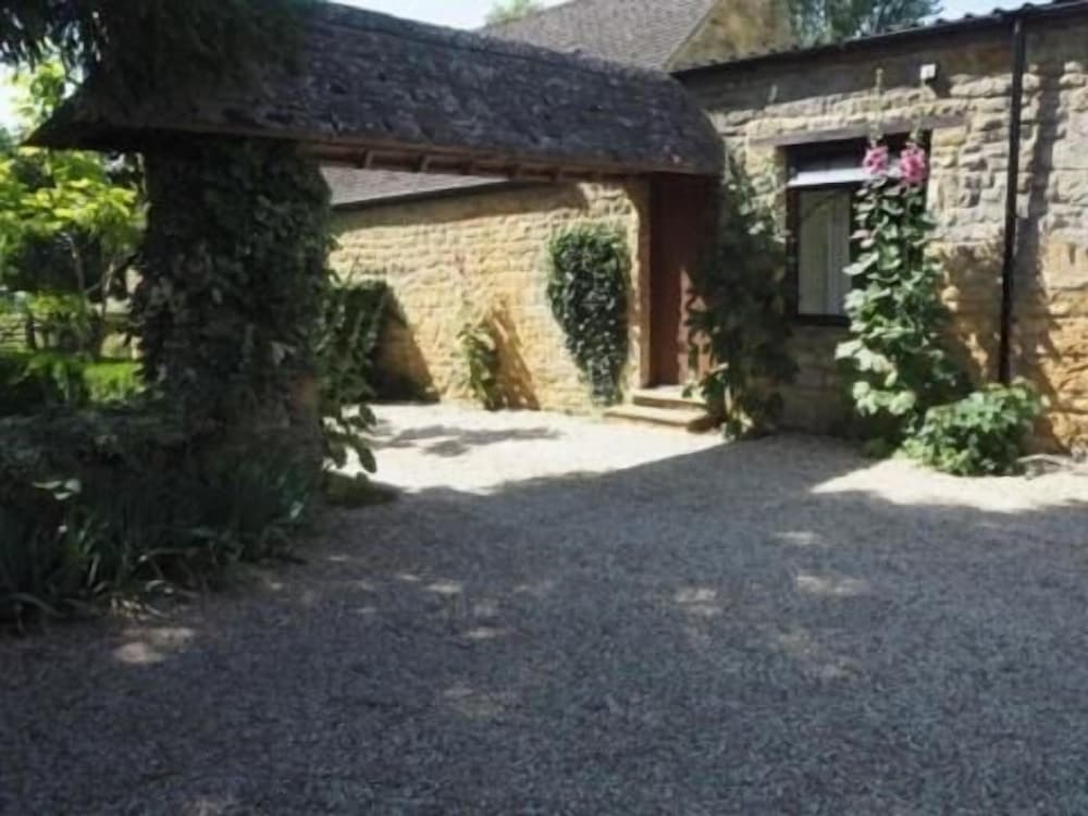 Holly House Bed & Breakfast
