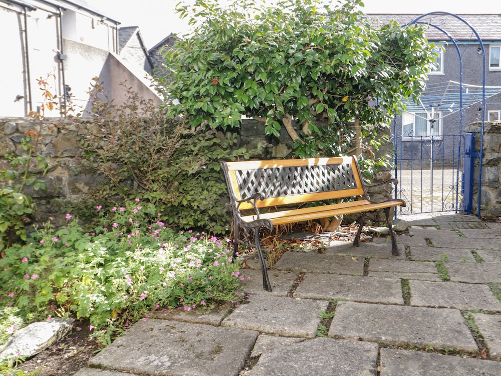 Mews Cottage