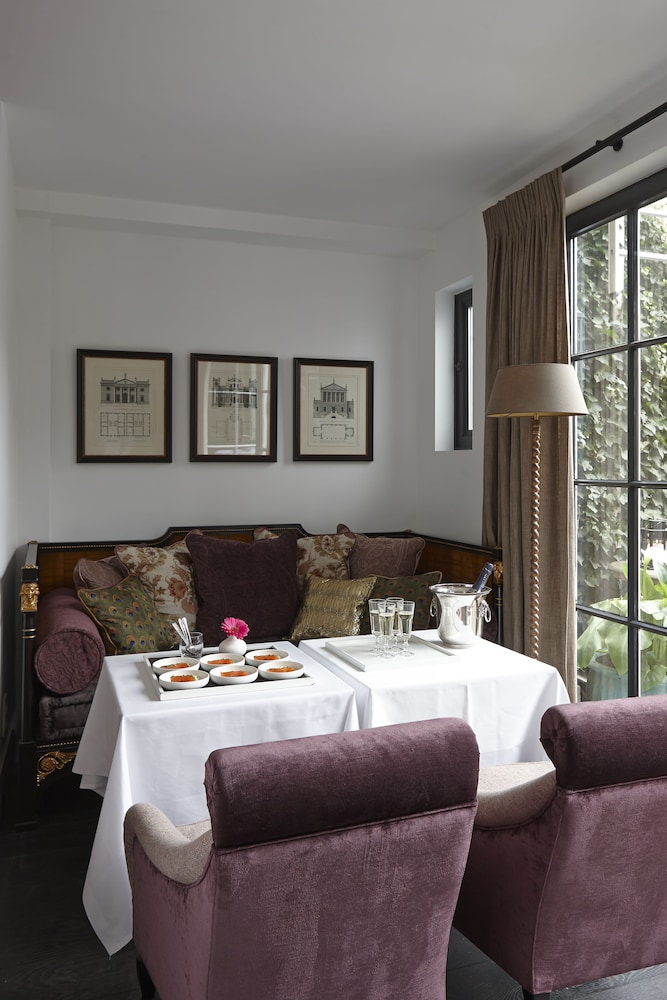 JVR108 Luxury Guesthouse