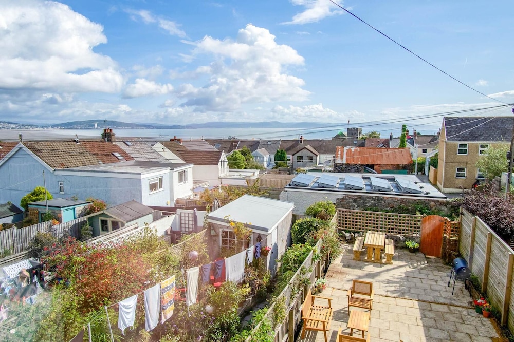 Woodville Road - 2 Bedroom House - Mumbles