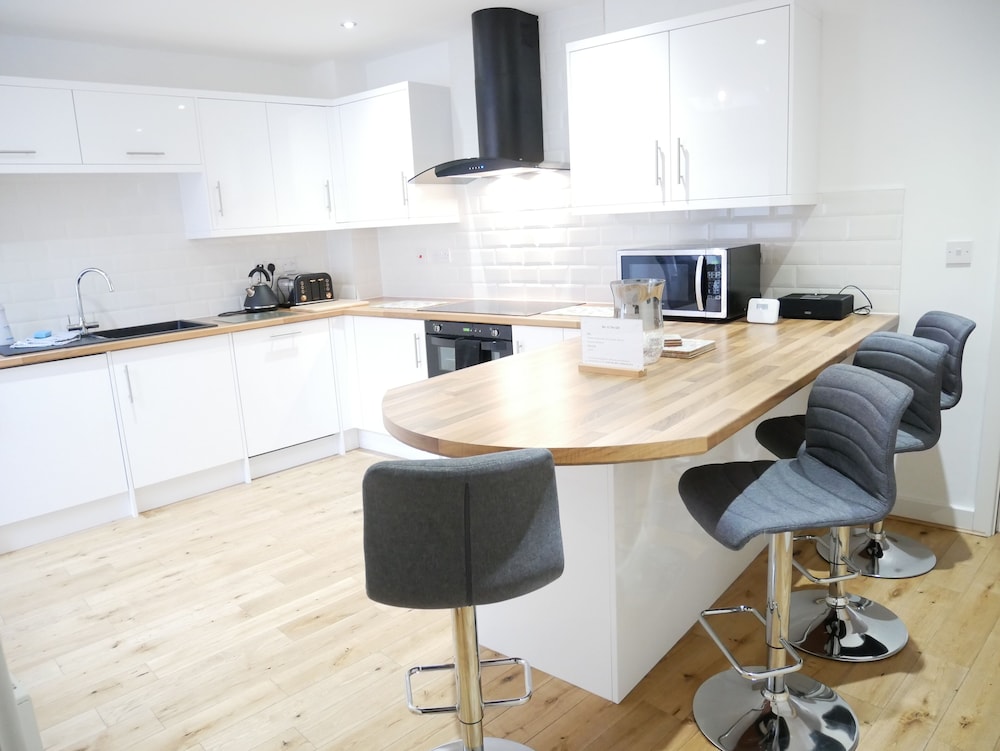 Lower Gill Gardens Penthouse