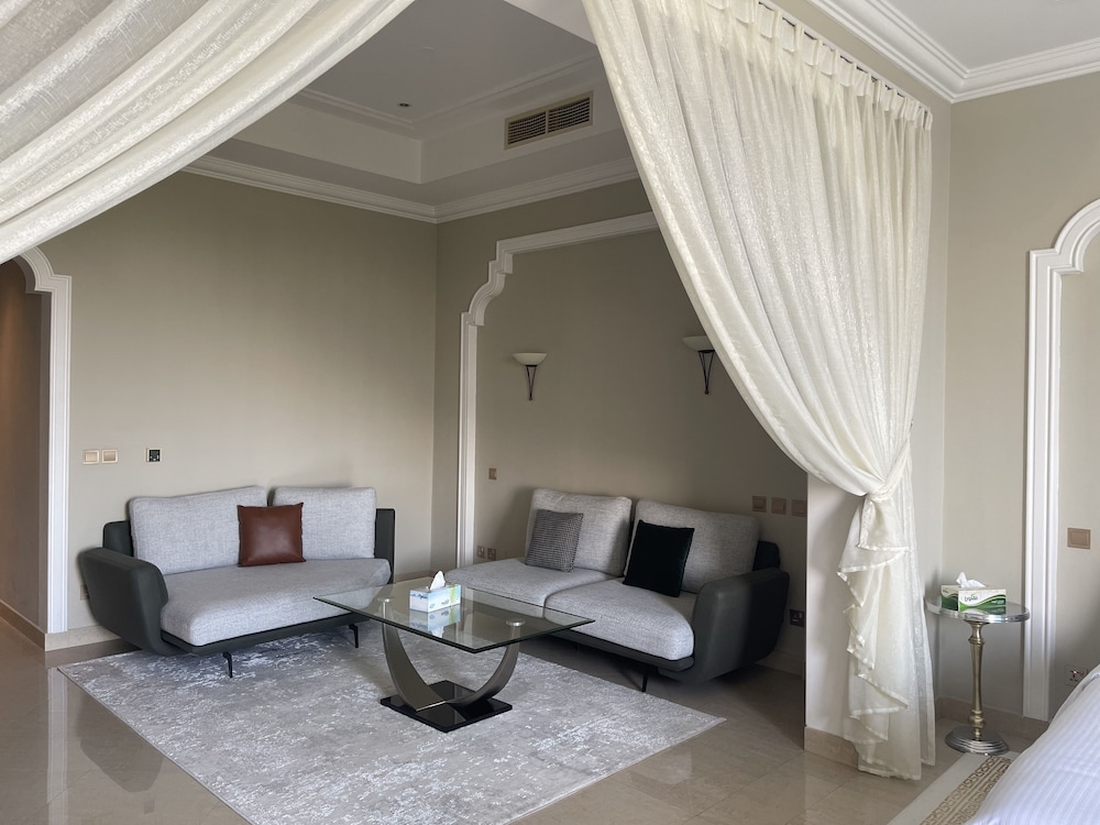 Private Suites Al Hamra Palace at Golf sea Resort