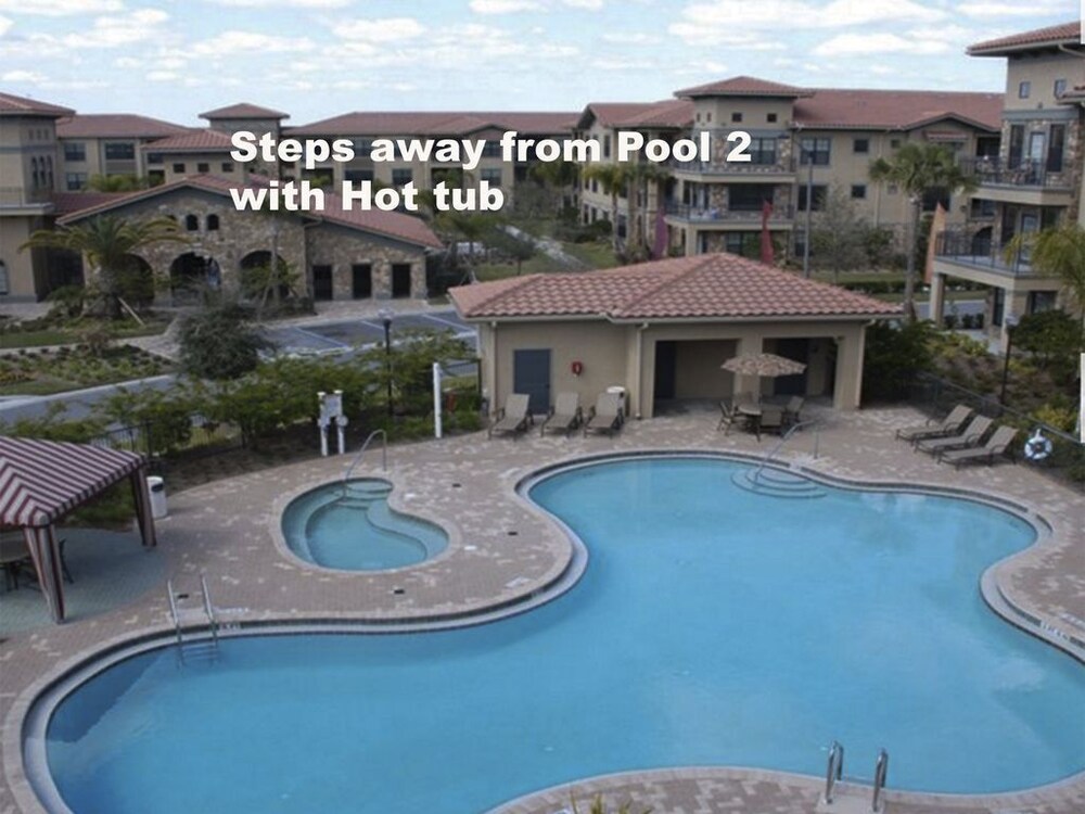 Beautiful Bella Piazza Condo - Image 2