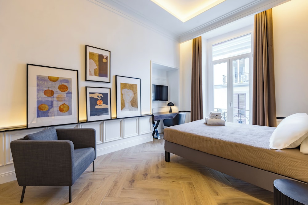 Chic Lifestyle Apartment