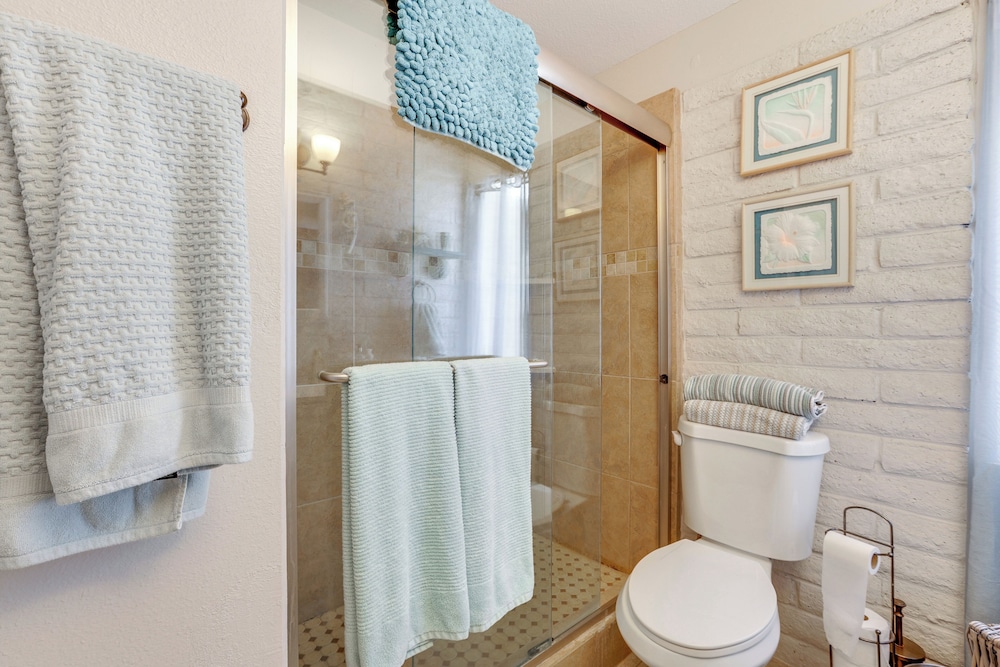 8 Mi to TPC Scottsdale: Quiet Condo w/ Pool Access
