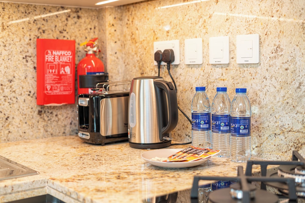 PVH - 1BR - Imperial Avenue