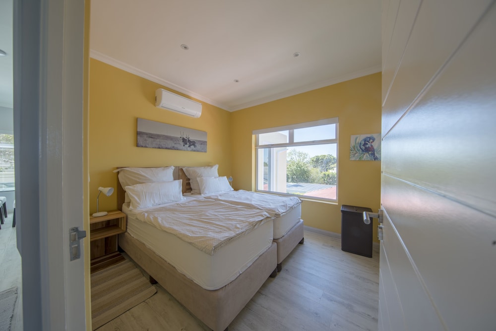 Constantia Cottages