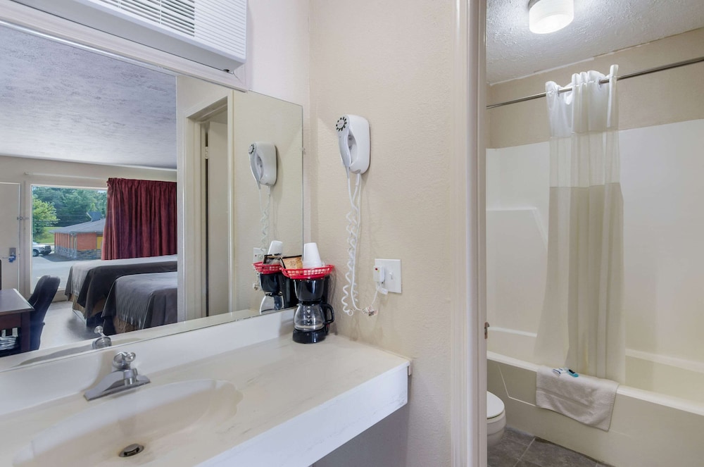 Rodeway Inn Church Hill - Tri Cities Area
