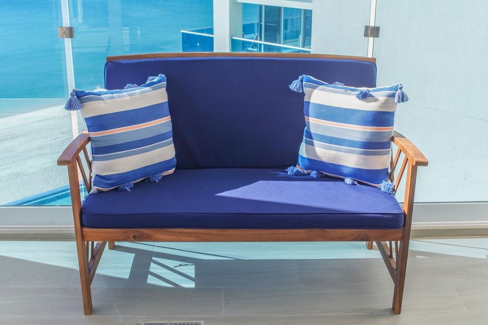 Beautiful 2 Bedroom Condominium Fully Equipped at the New Encantame Towers Verano 805