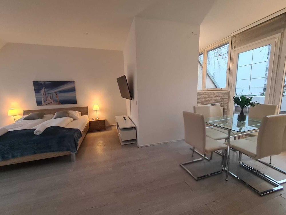 Cozy 3BR Apartment Perfect for Groups