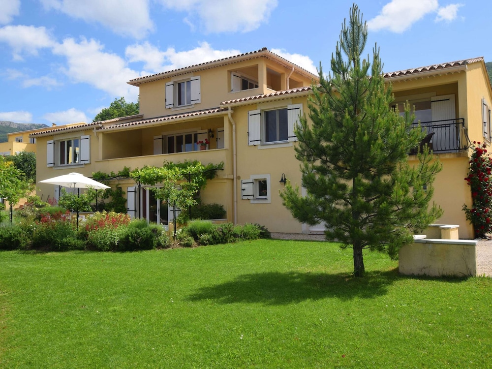 Apartment in Montbrun-les-bains Near Forest