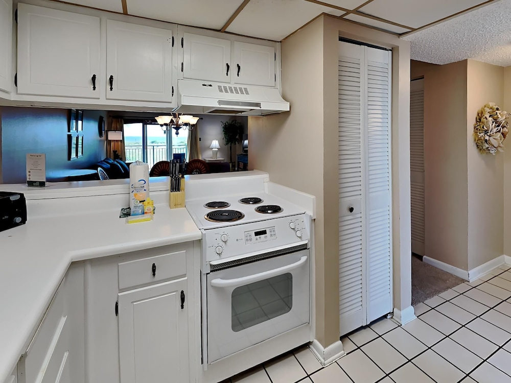 Emerald Isle Fort Walton Beach by Southern Vacation Rentals