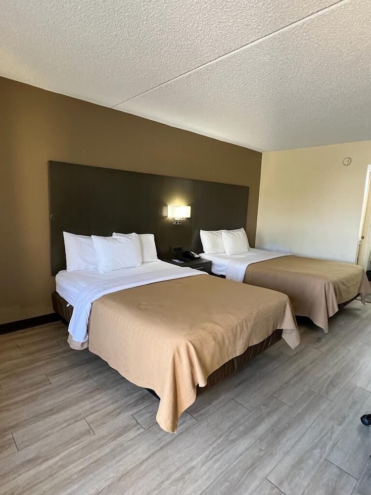 Rodeway Inn Walterboro I-95