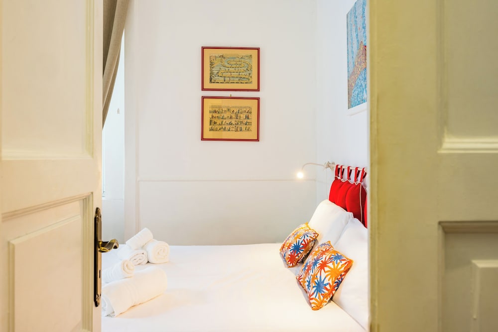 La Casa di Famiglia by Napoliapartments