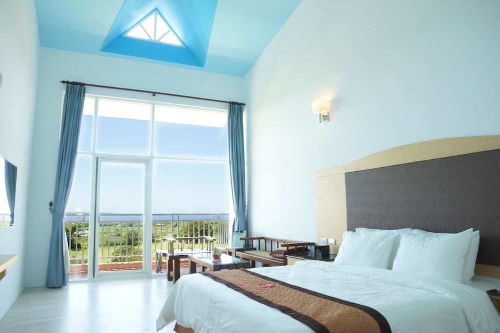 Coral Bnb view 5