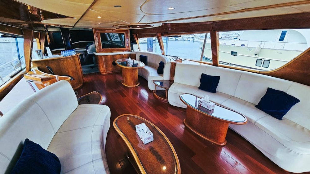 Riviera Leisure Yachts Dubai
