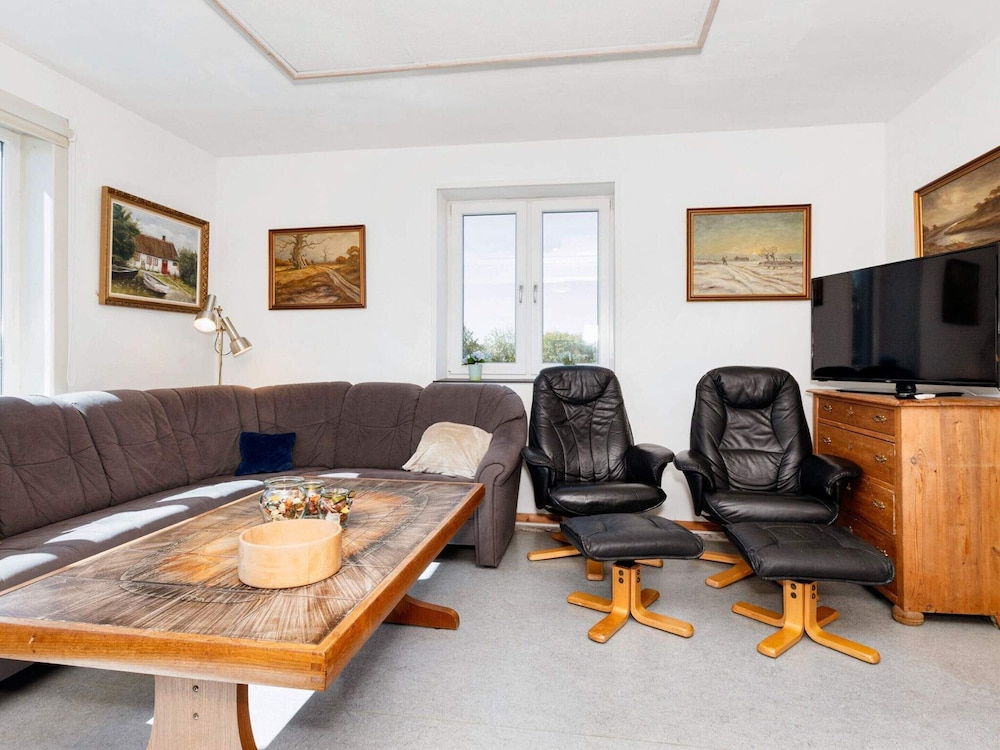 12 Person Holiday Home in Roslev view 3