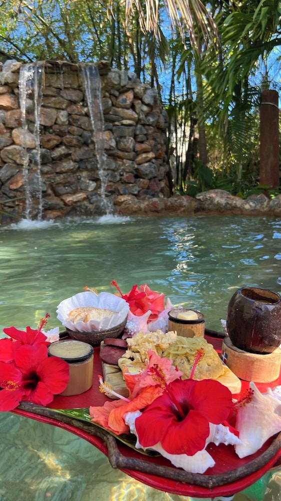 CHALET TROPICAL Hotel & Restaurant-Pizzeria