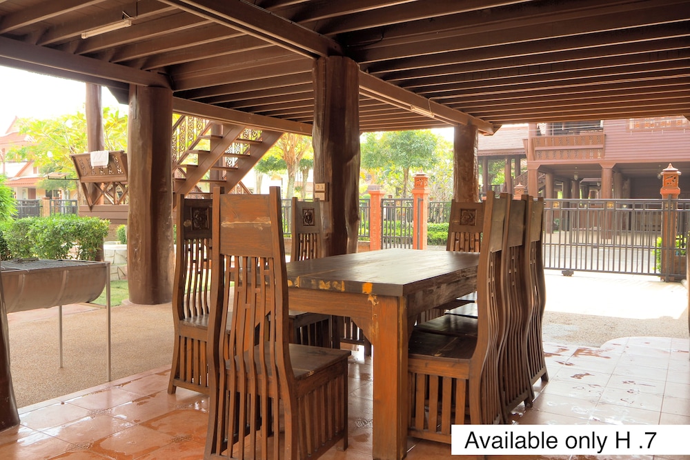 Baan Thai Lanna Pattaya
