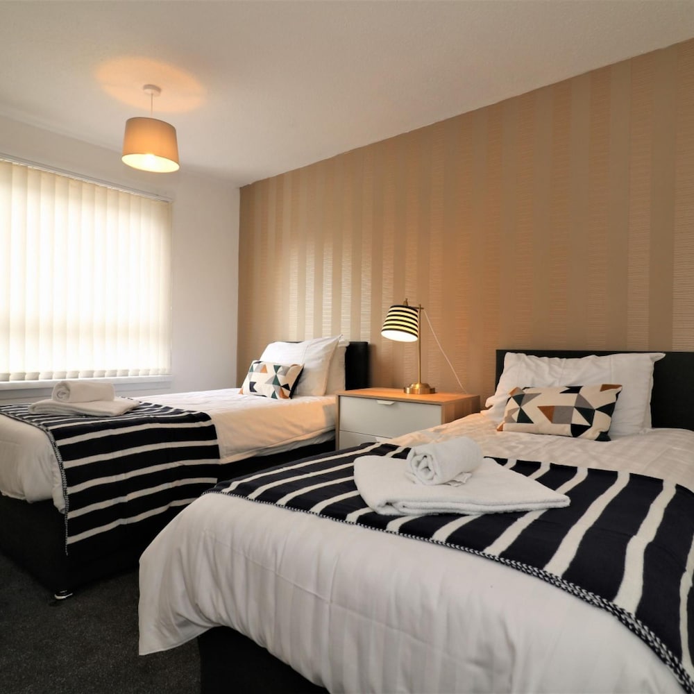 Troon House - East Kilbride view 2