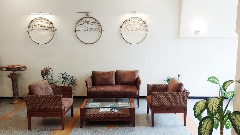 Goa Country Club By Pearl Near Udyog vihar Yashobhoomi