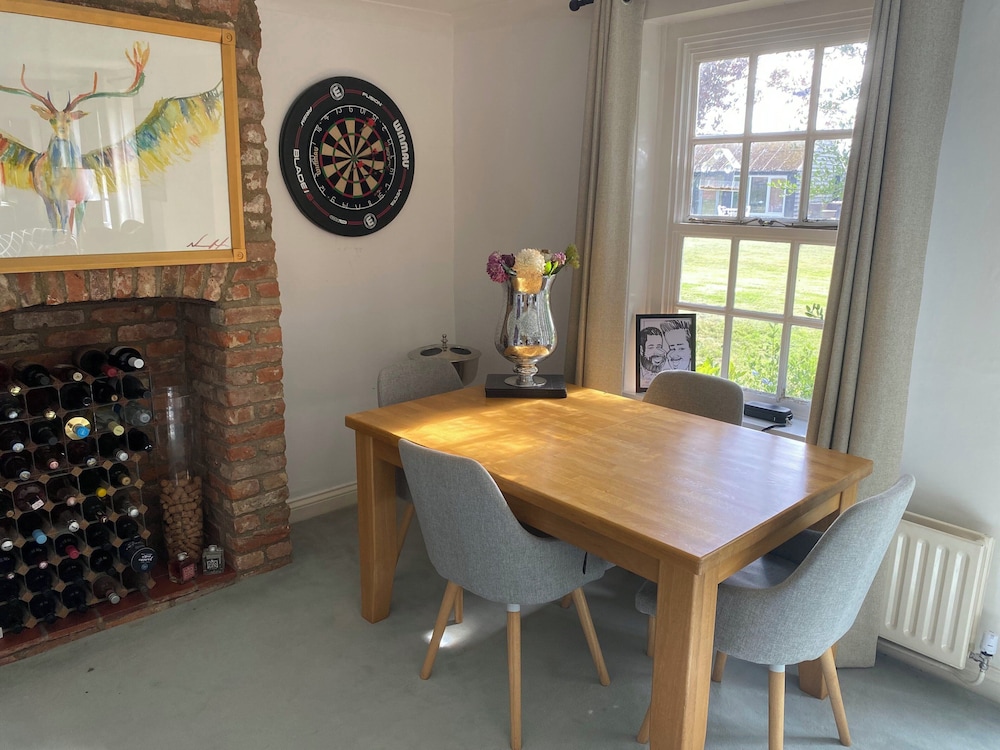 Guys Head Cottage