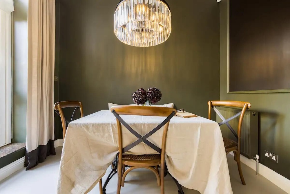The Notting Hill Apartment by House of Kip - NH5