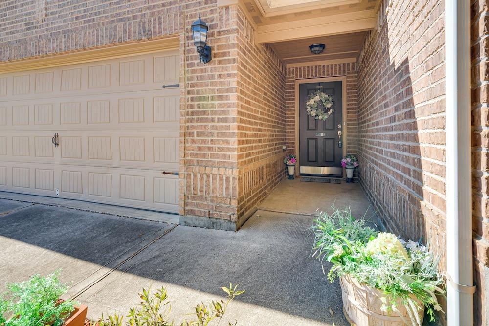 Suburban Home in Magnolia w/ Fenced Yard