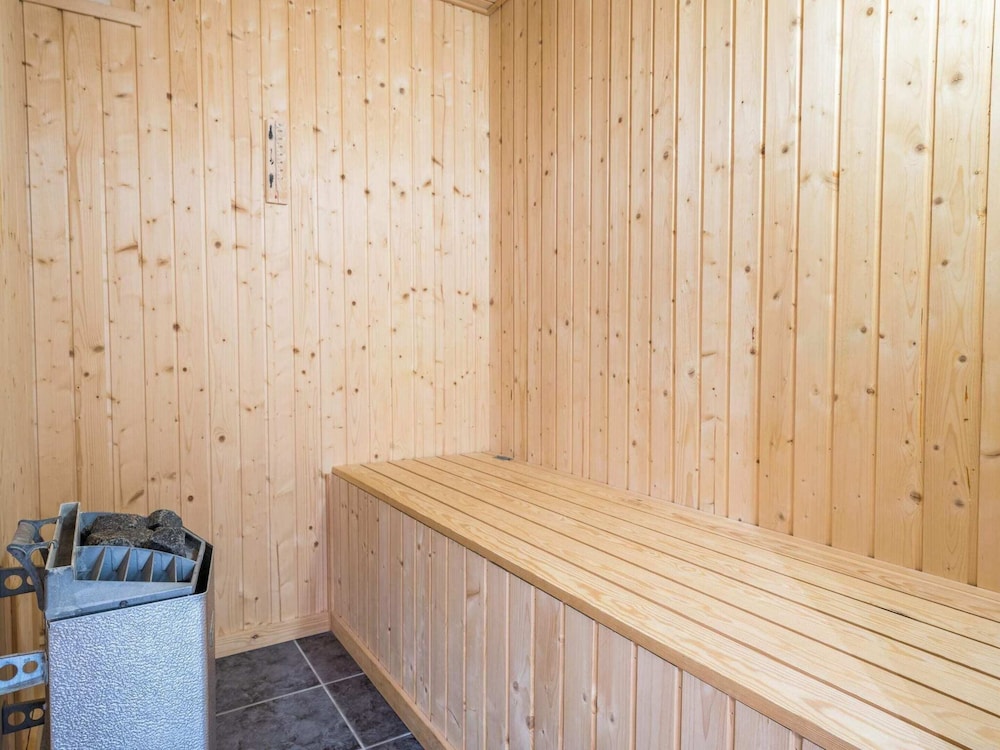 6 Person Holiday Home in Henne