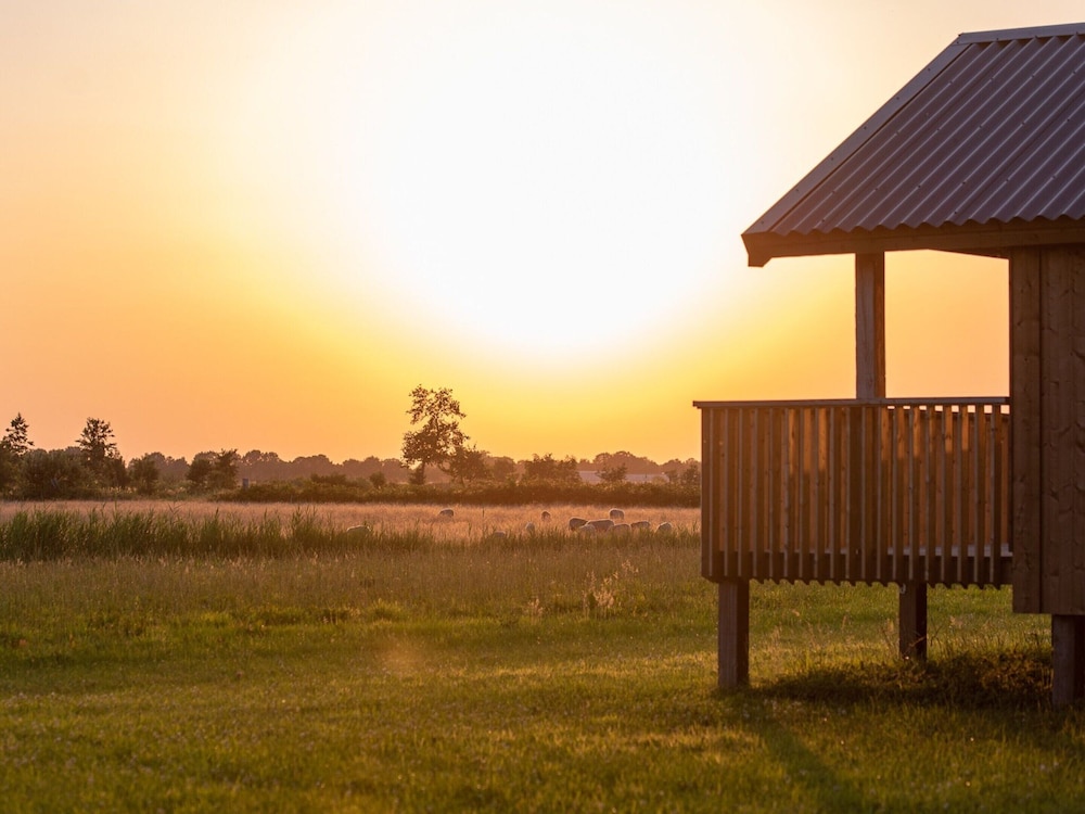 Lodge by Dutch Meadows With Scenic Veranda