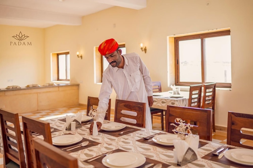 PADAM DESERT CAMP. JAISALMER