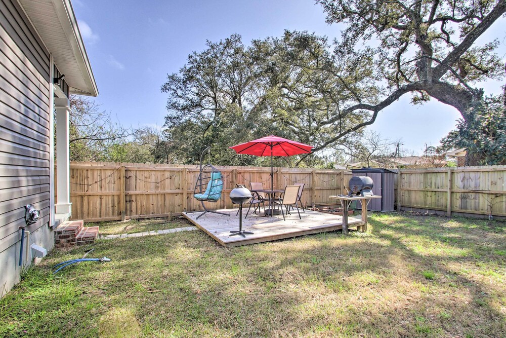 Downtown Pensacola Vacation Rental w/ Yard! view 5