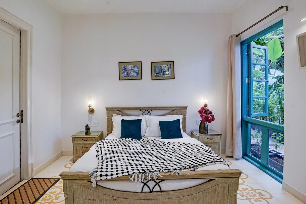 Villa in Goa With Private Pool & BBQ