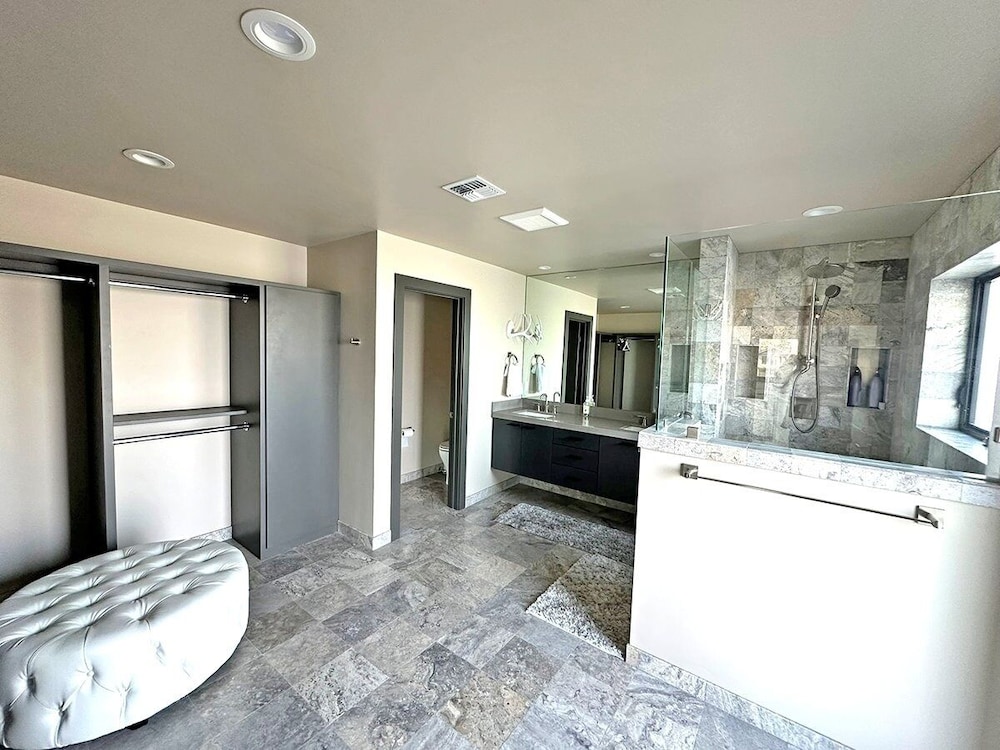2030 Marconi Way 5 Bedroom Home