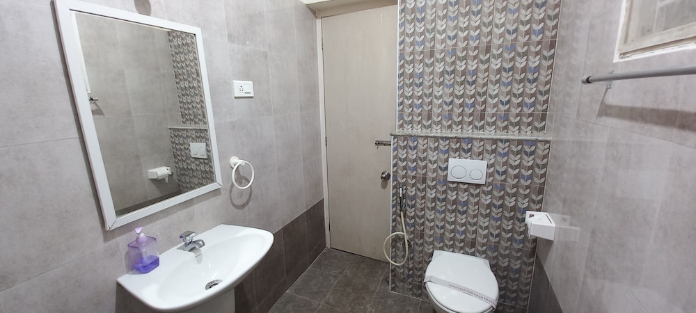 Shantham Service Apartments Indumanagar