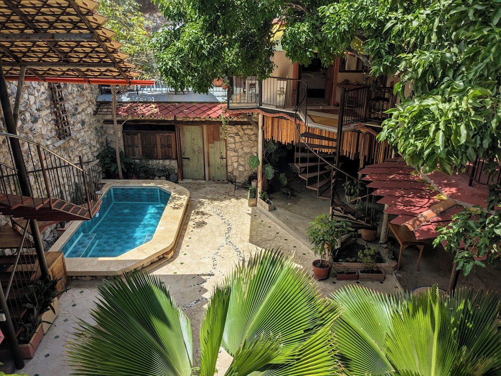 Casa del Tunel Hotel Lodge