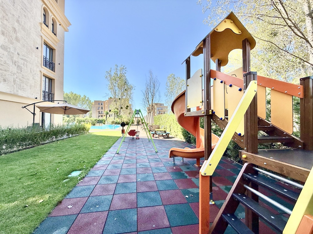 Menada Aphrodite Green Apartments