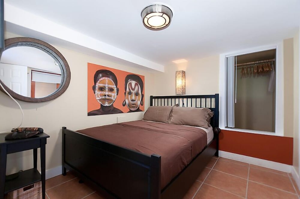 Commercial Drive Accommodations