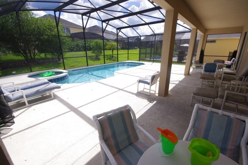Ly53780 - Emerald Island - 7 Bed 4.5 Baths Villa